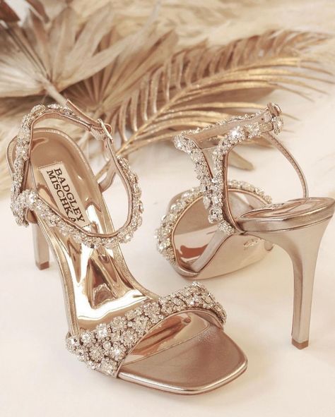 Mumu Weddings on Instagram: “The perfect touch on your big day 💍🥂 #weddingshoes #weddinginspo” The Wedding Bliss, Badgley Mischka Bridal, Mumu Wedding, Intimate Backyard Wedding, Designer Wedding Shoes, Bridal Heels, Dreamy Wedding, Bridal Couture, Bridal Dress