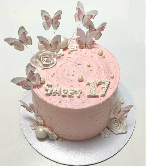 Kue Sweet Seventeen, Sweet Seventeen Cake, Seventeen Cake, Sweet 16 Birthday Cake, 16 Birthday Cake, 16 Birthday, Sweet 16 Birthday, 16th Birthday, Mini Cakes