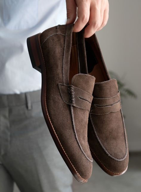 Suede Shoes Men Outfit, Men’s Loafers, Loafers Men Outfit, Mens Shoes Casual, Mens Dress Loafers, Shoes For Man, Gents Shoes, Mens Loafers Shoes, Mens Fashion Casual Shoes