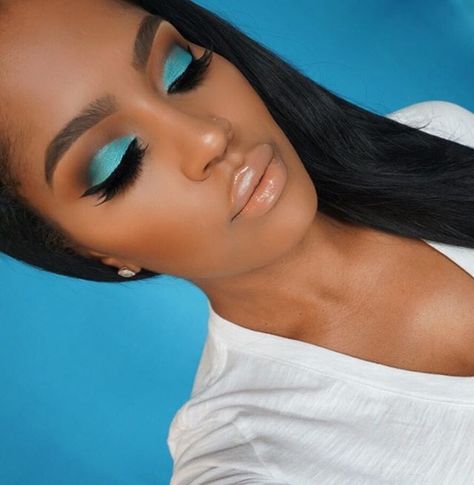 Makeup Looks Black Women, Bread And Chocolate, Cute Lip Gloss, Kylie Jenner Lip Kit, Wedding Makeup For Brown Eyes, Best Wedding Makeup, Beauty Elixir, Looks Black, Makeup For Black Women