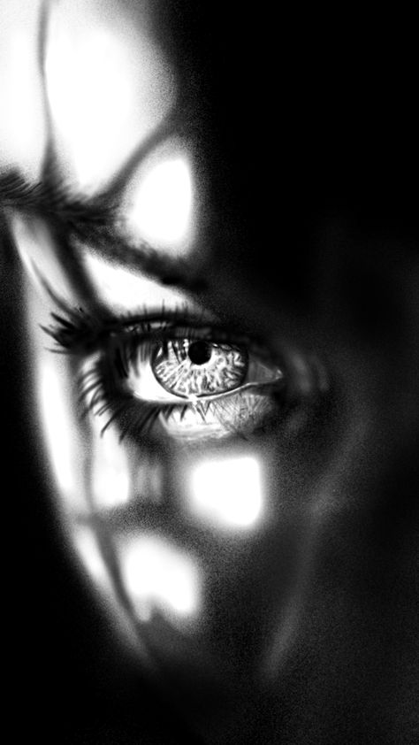 BlackWhite Half Face Portret Feminin, Shadow Photography, Photographie Portrait Inspiration, Close Up Photography, Eye Photography, White Picture, Dark Photography, Black And White Portraits, Black White Photos