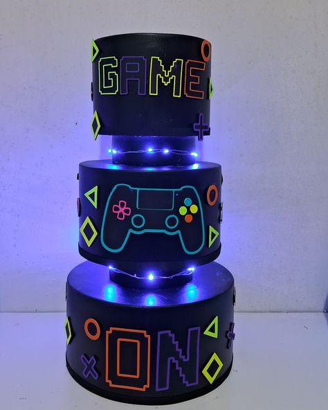 Gaming Cakes For Boys Ps4, Gaming Themed Cake, Level 10 Birthday Cake, Birthday Cake For Boys 10th Birthday, Arcade Theme Cake, Gaming Birthday Cakes For Boys, Vr Birthday Cake, Game On Birthday Cake, 15 Year Boy Birthday Ideas