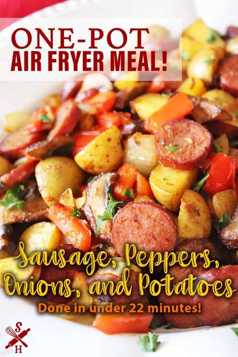 Sausage Peppers Onions And Potatoes Air Fryer, Air Fryer Smoked Sausage And Potatoes, Peppers Air Fryer Recipes, Air Fryer Sausage And Potatoes, Air Fryer Sausage And Peppers, Air Fryer Casserole Recipes, Airfryer Dinners, Sausage Peppers Onions And Potatoes, Peppers Air Fryer