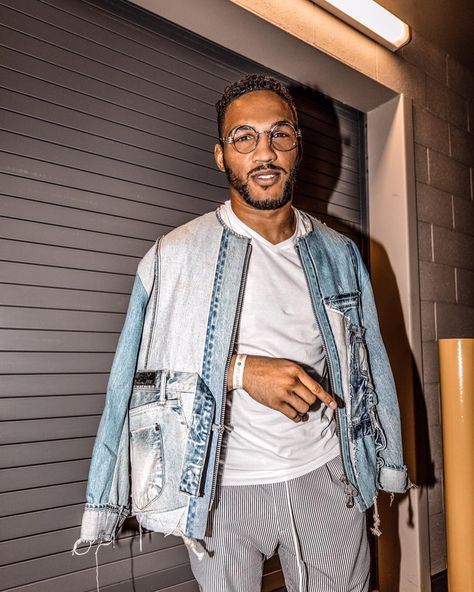 Kevin Lee for #DapperScrappers backstage at UFC 226 in Las Vegas, NV Shot by @chrisjohnmillington Kevin Levrone Pfp, Kevin Levin, Kevin Costner Recent Picture, Kevin Levin Mutation, Kevin Kline, Kevin Lee, Ufc, Kimono Top, Las Vegas