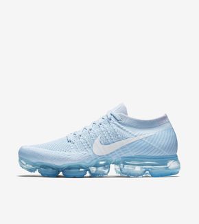 Shoe Concepts, Concept Sneakers, Sneaker Nike, Sneakers Jordans, White Basketball Shoes, Nike Air Vapormax Flyknit, Vapormax Flyknit, Nike Vapormax, Shoes Sneakers Jordans