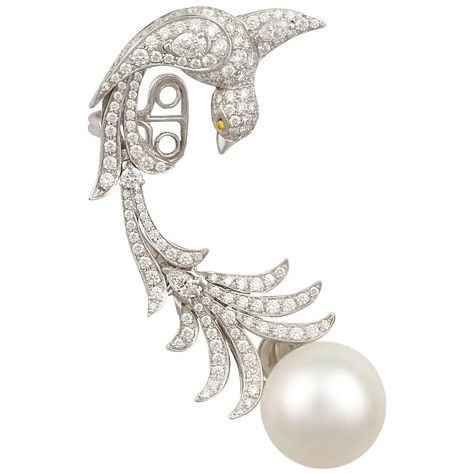 Palm Bracelet, South Sea Pearls Earrings, Diamond Ear Cuff, Elegant Jewellery, Art Jewelry Design, Pearl Jewels, High Fashion Jewelry, Pearl Necklace Designs, Pearl And Diamond Earrings