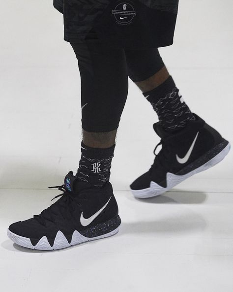 "Ankletaker" #Kyrie4 #KyrieIrving #NikeBasketball Kyrie 4 Halloween, Kyrie Irving All Star, Kyrie 4 Shoes, Kyrie Irving Shoes Stadium Goods, Zapatillas Kyrie Irving, Kyrie Shoes, Zapatillas Nike Basketball, Kyrie 4, Uncle Drew