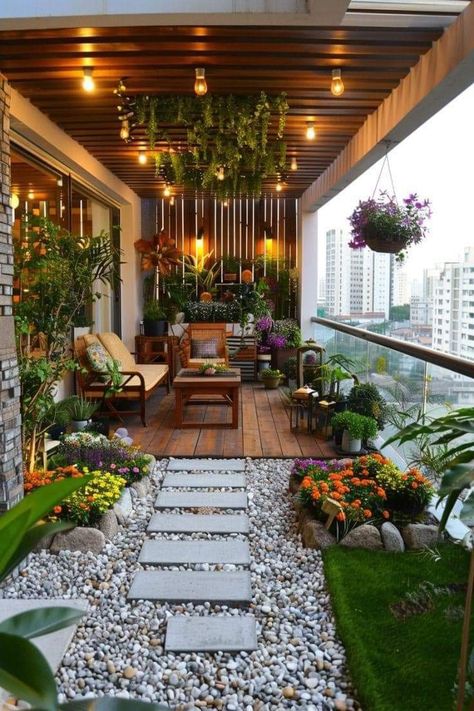 Balcony Landscape Design, Fall Aesthetic Decor, Fall Room Inspiration, Front Yard Halloween, Balcony Landscape, Terrace Plants, Container House Ideas, Amazing Home Office, Thanksgiving Table Setup