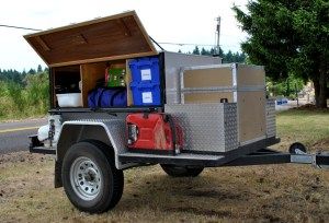 Nice tall trailer - shows the construction of this trailer Camping Gear Trailer, Camping Gear Storage, Camping Gear Diy, Compact Camping, Camp Trailers, Camping Trailer Diy, Camp Trailer, Trailer Tent, Expedition Trailer