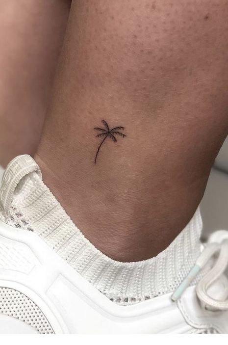 Tiny California Tattoo, California Tattoo, Beach Tattoo, Cute Tiny Tattoos, Tattoo Inspo, Beach Aesthetic, Tiny Tattoos, Jesus Fish Tattoo, Small Tattoos