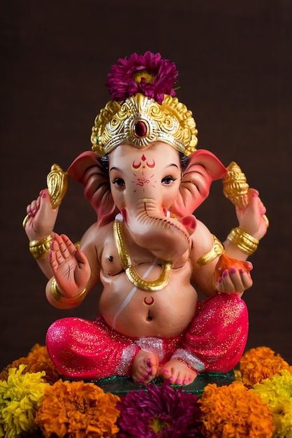 Anime White Hair Boy, Clay Ganesha, Photos Of Ganesha, Grateful For Everything, Ganpati Bappa Photo, Ganesha Idol, Shri Ganesh Images, Happy Ganesh Chaturthi Images, Qhd Wallpaper