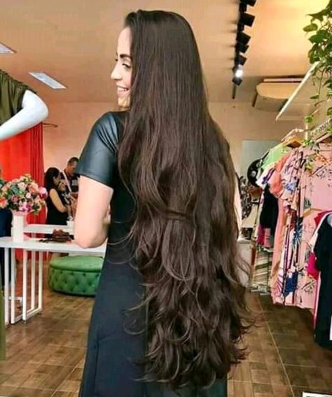 Haircuts For Long Hair Straight, Trendy Layered Hairstyles, Indian Long Hair Braid, Haircuts For Long Hair With Layers, Long Shiny Hair, Long Hair Images, Long Indian Hair, Extension Hair, Long Silky Hair