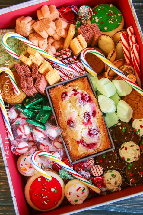 A Christmas charcuterie board is a unique holiday dessert spread but it also makes the best teacher gift or gift for your delivery drivers. Unique Holiday Desserts, Gift Charcuterie Board, Puppy Chow Christmas, Microwave Peanut Brittle, Christmas Charcuterie Board, Best Teacher Gift, Milano Cookies, Cookie Board, Candy Wafers