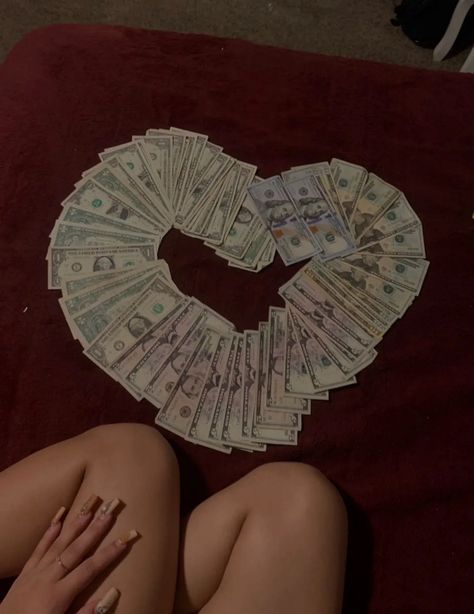 Girl Holding Money With Nails, Girl Holding Money, 2025 Board, With Girlfriend, Money Girl, Goal Board, Doing Me Quotes, Money And Happiness, Cute Selfie Ideas