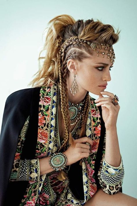 Solstice Outfit, Look Boho Chic, Michal Negrin, Viking Wedding, Mode Hippie, Viking Hair, Estilo Hippie, Bohemian Hairstyles, Personal Aesthetic