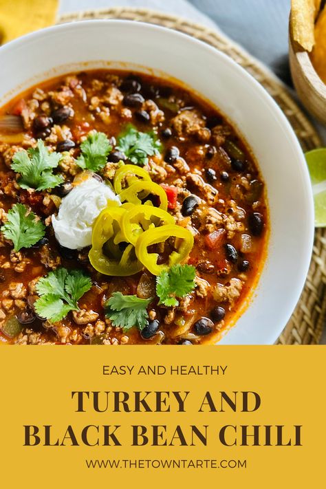 healthy, hearty chili with black beans, topped with cilantro, cilantro and sour cream Ground Turkey Black Bean Recipes, Turkey Black Bean Meatballs, Ground Turkey Black Bean Chili, Turkey Chili With Black Beans, Turkey And Black Bean Chili, Ground Turkey And Black Beans, High Heat Turkey Recipe, Young Turkey Recipe, Turkey Bean Chili