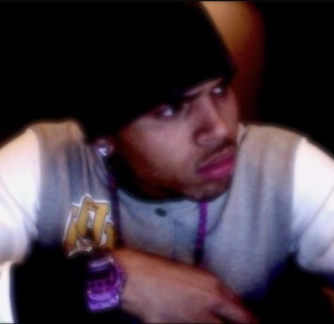 Chris Brown Spotify Cover, 2000s Chris Brown, Chris Brown Old Pics, Chris Brown Playlist Cover, Chris Brown Funny Pictures, Chris Travis Pfp, Chris Brown 2000's, Chris Brown Pfp, Chris Brown 2005