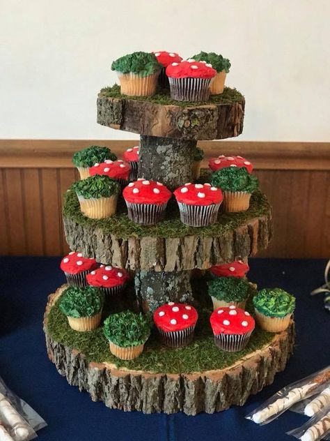 Toadstool Cupcakes, Woodland Baby Shower Theme Boy, Mushroom Stuff, Mushroom Cupcakes, Woodland Fairy Party, Party Cake Table, Jungle Decorations, Cupcakes Birthday, River Wedding