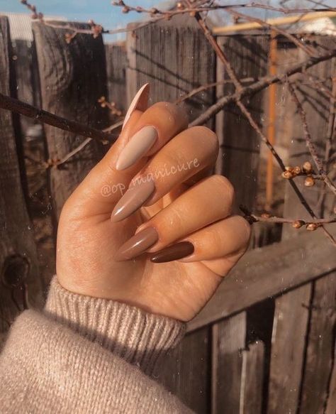 45+ Trendy November Nails For Thanksgiving In 2021 Gel Coffin, Ongles Beiges, Beige Nails Design, Brown Acrylic Nails, Brown Nails Design, November Nails, Beige Nails, Fall Acrylic Nails, Thanksgiving Nails