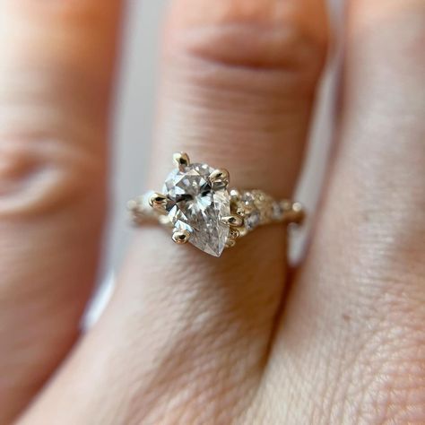 One of my all time favorite custom rings and such a sweet couple to work with just got married! Congratulations to Jackie and Daniel 💕 … | Instagram Fairytale Engagement Rings, Just Got Married, Nature Inspired Engagement Ring, Traditional Engagement Rings, Pear Cut Diamond, Montana Sapphire, Sweet Couple, Perfect Engagement Ring, Raw Gemstones