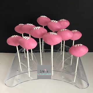 Pink Football Birthday Cake, Pink Football Party, Superbowl Party Desserts, Football Baby Shower Theme, Chiefs Party, Football Cake Pops, Cheerleader Party, Bach Themes, Cheerleading Party