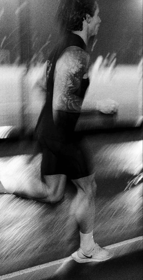 Black And White Running Aesthetic, Running Film Photography, Dark Running Aesthetic, Man Running Aesthetic, Running Photography Aesthetic, Uvu Training Club, Running Aesthetic Wallpaper, Running Black And White, Running Aesthetics