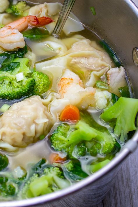 Wor Wonton Soup Recipe, Wor Wonton Soup, Vegetable Wontons, Won Ton Soup, Soup With Shrimp, Wonton Soup Recipe, Asian Soup Recipes, Won Ton, Wonton Recipes