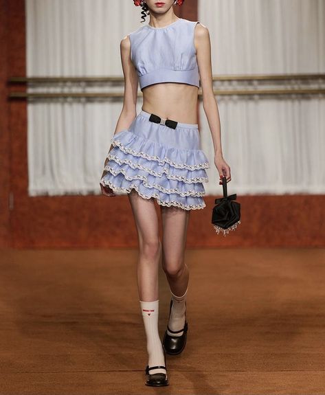 shushu tong ss23 spring summer collection 2023 blue two piece Shushu Tong, Runway Fashion, Ballet Skirt, Ballet, Couture, Skirt, How To Wear, Quick Saves, Haute Couture