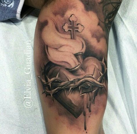 Sacred Heart Hand Tattoo, Traditional Chicano Tattoos, Christus Tattoo, Art Chicano, Sacred Heart Tattoos, Christ Tattoo, Statue Tattoo, Men Tattoos Arm Sleeve, Brown Pride