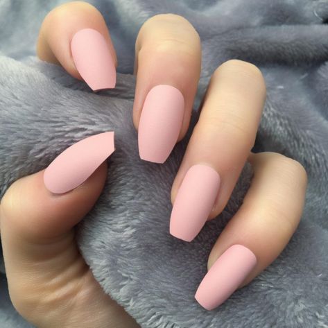 Ongles Rose Pastel, Matte Nail Art, Baby Pink Nails, Baby Rosa, Fall Nail Art Designs, Matte Nails Design, Ballerina Nails, Pink Nail, Trim Nails