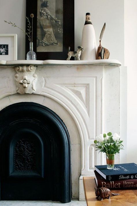 11 Fabulous Fireplace Examples - Town & Country Living Historic Fireplace Makeover, 1800 Fireplace, Historic Home Fireplace, Vintage Marble Fireplace, Traditional Marble Fireplace, British Fireplace, 1800s Fireplace, Colonial Fireplace Ideas, Victorian Fireplaces