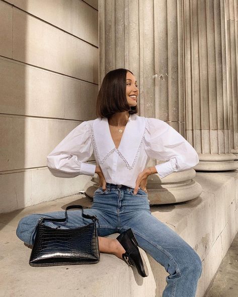 Collar Blouse Outfit, Parisian Style Summer, Uni Fashion, European Street Style, Work Outfit Inspiration, Romantic Blouses, Fancy Tops, Weekly Outfits, Work Outfits Women