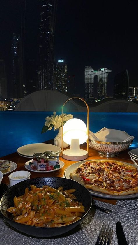 Dubai Dinner, The Soft Life, Dubai Food, Eastern Culture, Dubai Aesthetic, Desired Reality, Luxury Food, Soft Life, Living Your Best Life