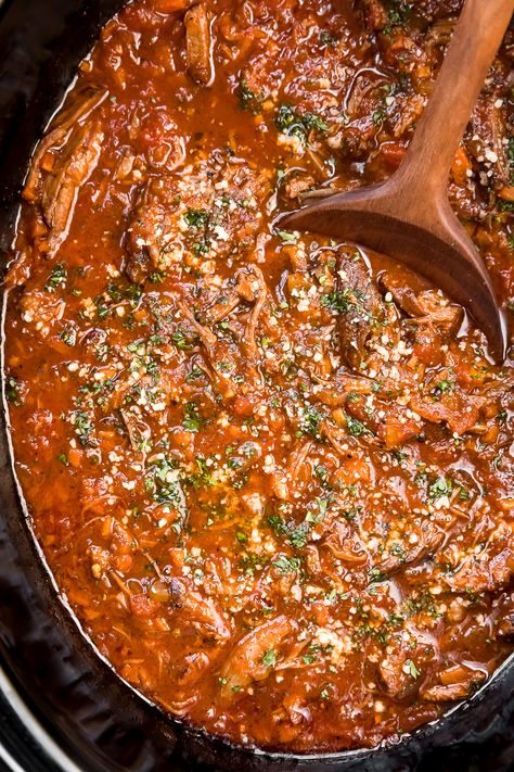 Short Rib Bolognese, Beef Bolognese Recipe, Hotpot Recipe, Beef Hotpot, Beef Ragu Recipe, Short Rib Ragu, Ribs Easy, Cooking Short Ribs, Slow Cooker Bolognese