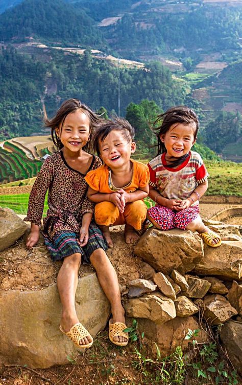 Precious children . Vietnam Indian Childhood, Kids Around The World, Indian Gods, People Of The World, 인물 사진, Happy People, A Rock, Happy Kids, Beautiful Smile