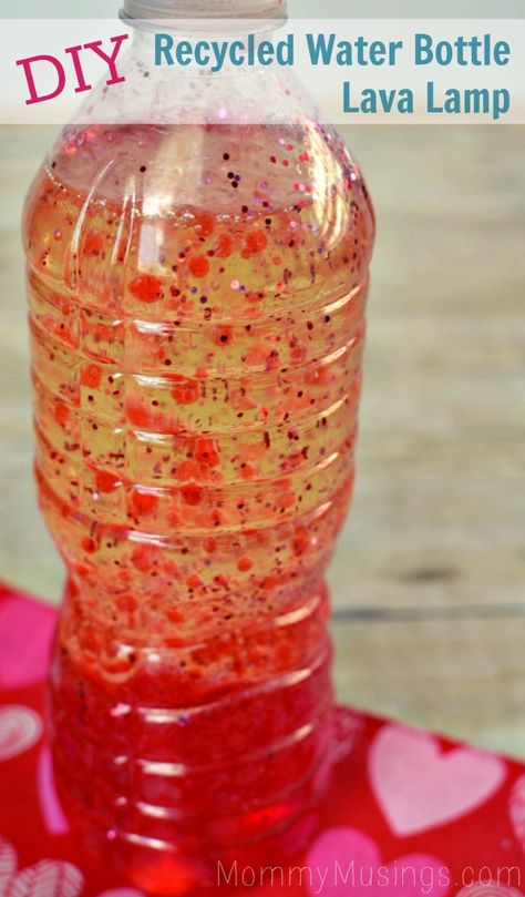 Water Bottle Lava Lamp, Lava Lamp For Kids, Lava Lamp Experiment, Make A Lava Lamp, Market Day Ideas, Water Bottle Crafts, Recycle Water Bottles, Diy Water Bottle, Science Crafts