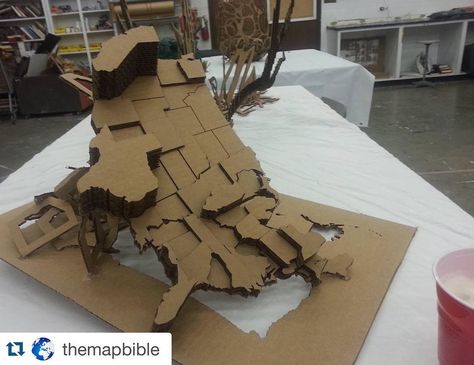 #Repost @themapbible #MapThis  Beautiful cardboard map showing the population in each state. Don't forget to like comment and follow for more! #themapbible #map #maps #mapsarecool #coolmaps #awesomemaps #cool #art #artistic #USA #population #beautiful Makerspace Activities, Map Projects, Heart Map, 3d Pictures, Cardboard Art, Illustrated Map, Us Map, Art Journal Inspiration, Instagram Repost