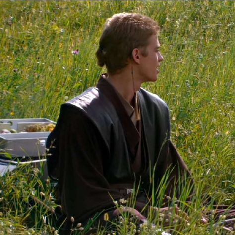 Anakin Skywalker Pfp Icon, Matching Pfp Couple Star Wars, Anidala Matching Icons, Obi Wan And Anakin Matching Icons, Anakin Skywalker Profile Picture, Anakin And Padme Matching Icons, Padme Pfp, Star Wars Matching Pfp, Movie Matching Pfp