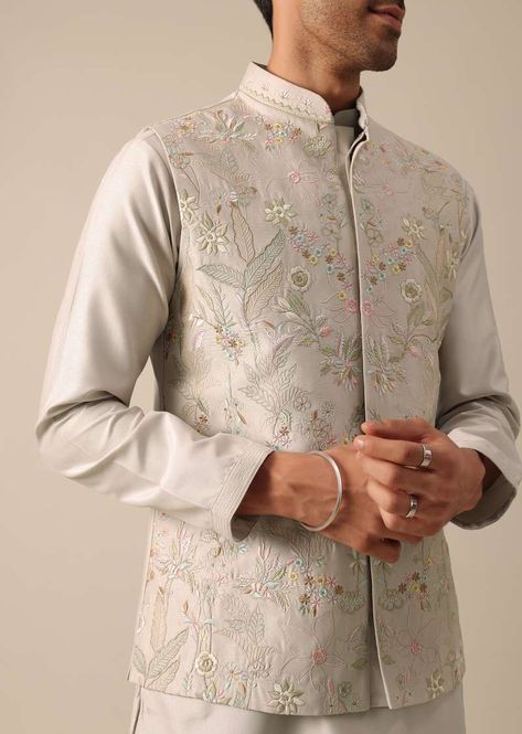 Groom Koti Kurta, Indian Menswear Wedding, Kurta Koti For Men, Men Ethnic Wear India, Sherwani Jacket, Indian Wedding Suits Men, Man Dress Design, Indian Wedding Clothes For Men, Waistcoat Designs