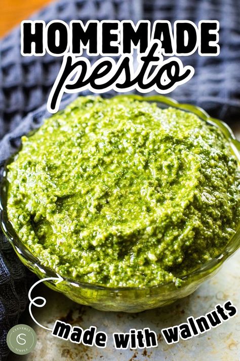 bowl of pesto on table Delicious Breakfast Casserole, Homemade Pesto Sauce, Homemade Recipes Dessert, Walnut Pesto, Walnut Recipes, Homemade Pesto, Best Food Ever, Pesto Recipe, Pesto Sauce