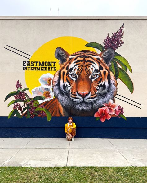 That’s a wrap!!🐅🌺 Sooo excited to share this mural project. I love animals and love painting realism, so getting the opportunity to paint a… | Instagram Painting Realism, Mural Inspiration, Mural Art Design, Heartfelt Thanks, Party Supply Store, Big Animals, Love Animals, Mandala Design Art, A Tiger