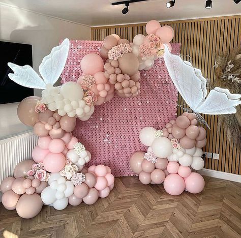 📸 bougieevents_ [IG] 3d Wings, Butterfly Baby Shower Decorations, Butterfly Themed Birthday Party, Balloons Flowers, Butterfly Balloons, Idee Babyshower, Baby Birthday Decorations, Butterfly Birthday Party, Floral Birthday Party