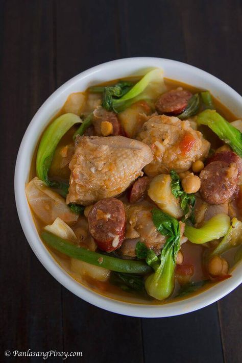 Chicken Pochero Chicken Pochero Recipe, Beef Pochero, Pilipino Recipe, Chicken Tinola, Pilipino Food Recipe, Pinoy Dishes, Lutong Pinoy, Pinoy Recipe, Philippines Recipes