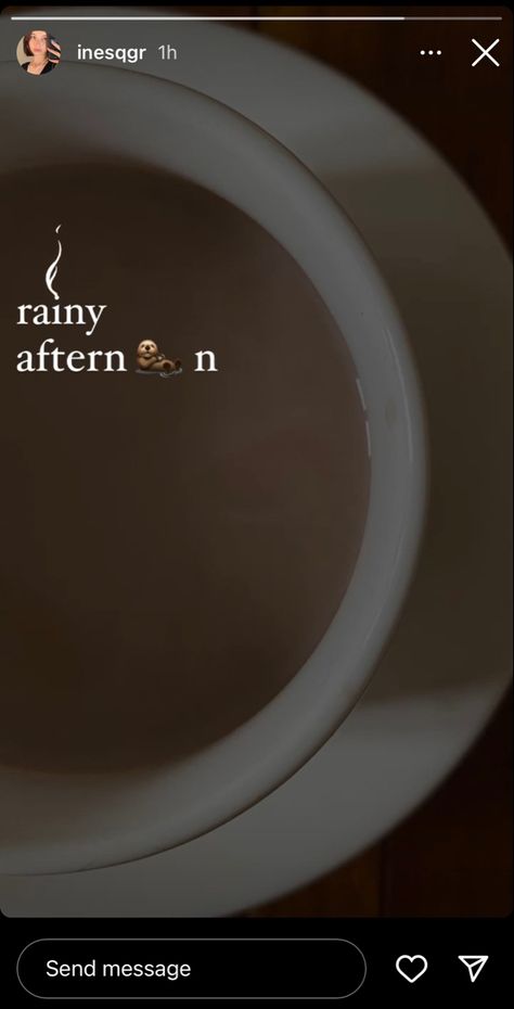 Rainy Day Aesthetic Story, Rainy Coffee Aesthetic, Food On Rainy Days, Hot Day Captions Instagram, Rainy Day Aesthetic Caption, Instagram Story Ideas Rainy Days, Hot Chocolate Captions Instagram, Weekend Story Instagram Ideas, Rainy Day Captions Instagram Story