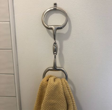 Equestrian Decor – Towel Holder Stirrup Towel Holder, Equestrian Bathroom Decor, Horse Bit Towel Holder, Horseshoe Paper Towel Holder, Horse Tack Decor, Saddle Decor, Equestrian Style Decor, Horse Shower Curtain, Horse Bedroom