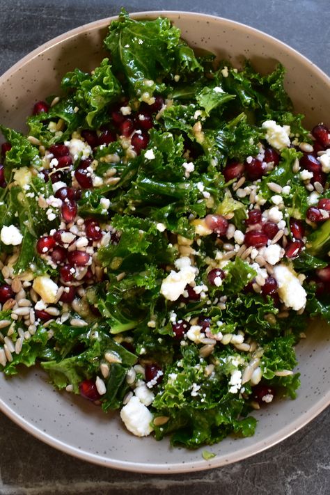 Kale Salad With Pomegranate Seeds, Healthy Winter Recipes Clean Eating, Kale Pomegranate Salad, Sunflower Seed Salad, Pomegranate Kale Salad, Salad With Pomegranate Seeds, Holistic Food, Pomegranate Recipes Salad, Mediterranean Recipe