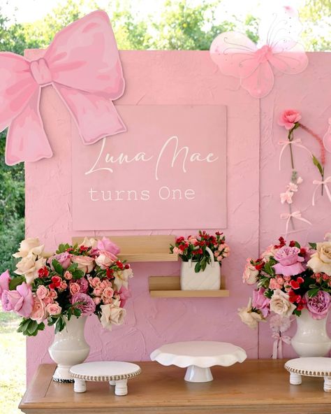 Have you guys seen ª dreamiest design? 💗 we did Luna Mae’s baby shower and now her first birthday. We love our customers ✨ Her First Birthday, We Love Our Customers, Event Planner, Our Love, Then And Now, First Birthdays, First Birthday, Miami, Baby Shower