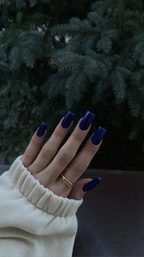 aesthetic ig-amelkagaddari Square Dark Blue Nails, Square Navy Blue Nails, Navy Blue Nails Aesthetic, Navy Blue Nails Square, Dark Blue Nails Square, Dark Blue Nails Aesthetic, Blue Dark Nails, Navy Blue Square Nails, Dark Blue Square Nails