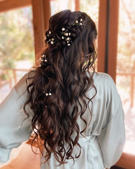 Brown Wedding Hair, Brunette Bridal Hair, Wedding Hair Brunette, Bridal Hair Down, Rambut Brunette, Wedding Hair Half, Boho Wedding Hair, Long Hair Wedding Styles, Trendy Hairstyle