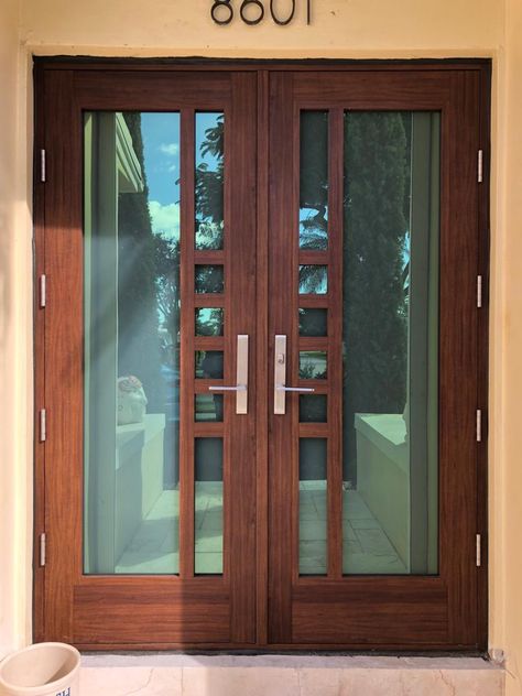 Glass Door Design Entrance Front Entry, French Door Front Door Entrance, Double Door Net Design, Glass Main Door Entrance, Impact Front Door, Glass Door Design Modern, Double Door Net Design Wood, Front Jali Door Design, Mesh Doors Design For Main Door Sliding